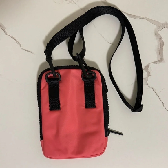 Lululemon Easy Access Crossbody Bag pink - Picture 4 of 6